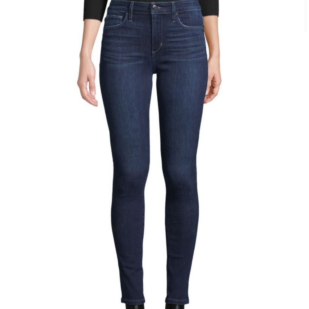 Joe’s Jeans Chelsea Skinny Jeans. Dark Wash size 25